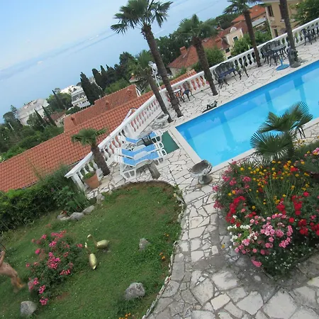 Palme 1 Lägenhet Opatija